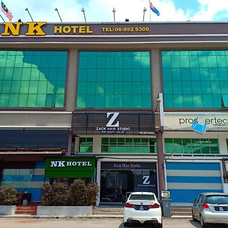 N K Hotel Muar Exterior foto